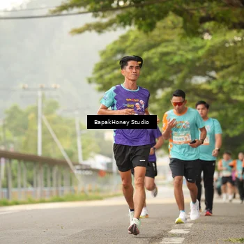 Runner Photo 8251680
