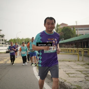 Runner Photo 8251730
