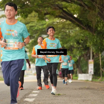 Runner Photo 8251749