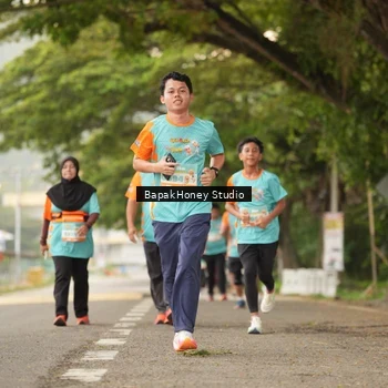 Runner Photo 8251756