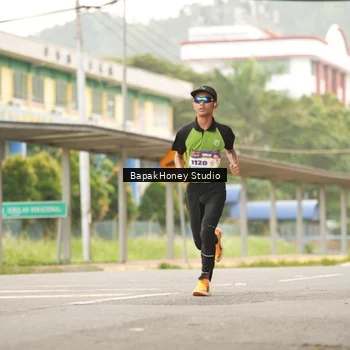 Runner Photo 8251773