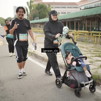 Runner Photo 8251911