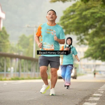 Runner Photo 8251916