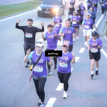 Runner Photo 8251925