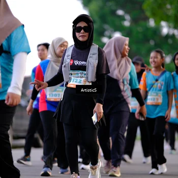 Runner Photo 8251958