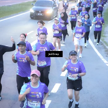 Runner Photo 8251980