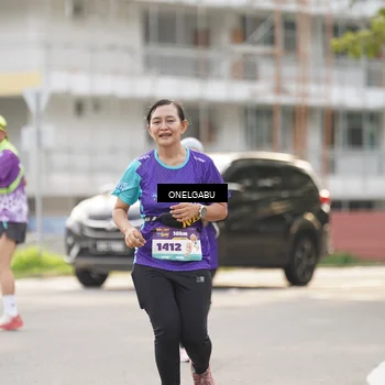 Runner Photo 8251990
