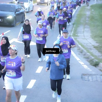 Runner Photo 8252034