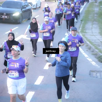 Runner Photo 8252067