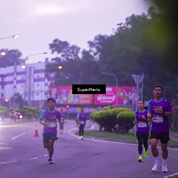 Runner Photo 8252092