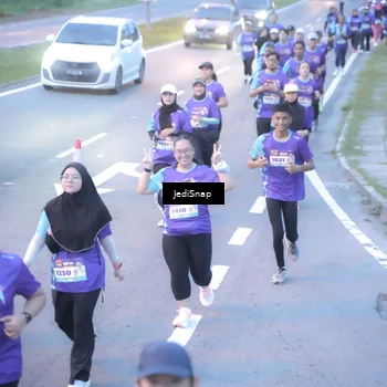 Runner Photo 8252125