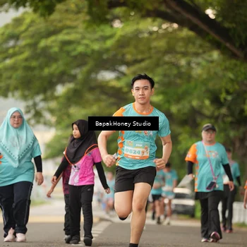 Runner Photo 8252166