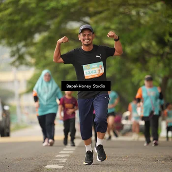 Runner Photo 8252189