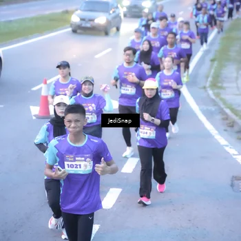 Runner Photo 8252213