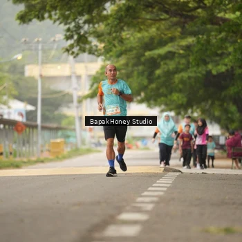 Runner Photo 8252256