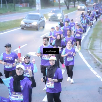 Runner Photo 8252315