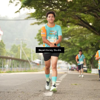 Runner Photo 8252323