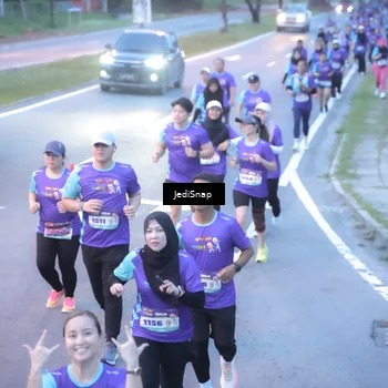 Runner Photo 8252333