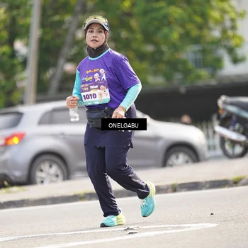Runner Photo 8252349