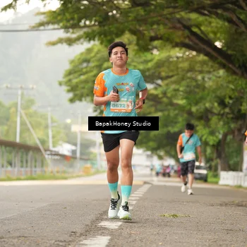 Runner Photo 8252357
