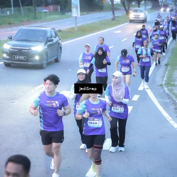 Runner Photo 8252364