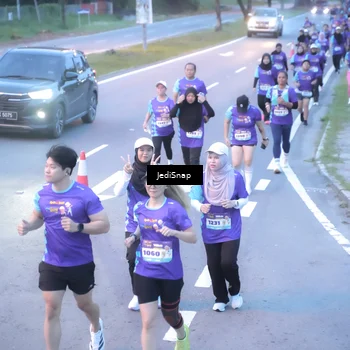 Runner Photo 8252390