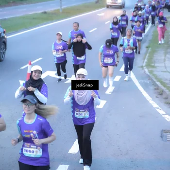 Runner Photo 8252421