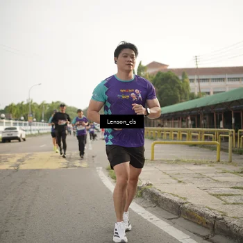 Runner Photo 8252422