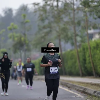 Runner Photo 8252453