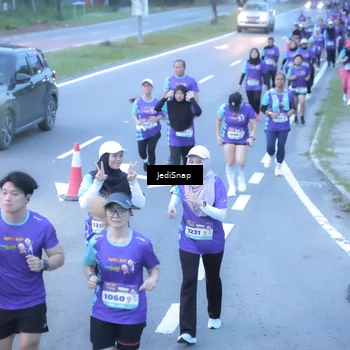 Runner Photo 8252476