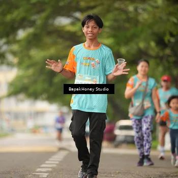 Runner Photo 8252480