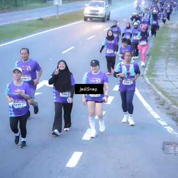 Runner Photo 8252483