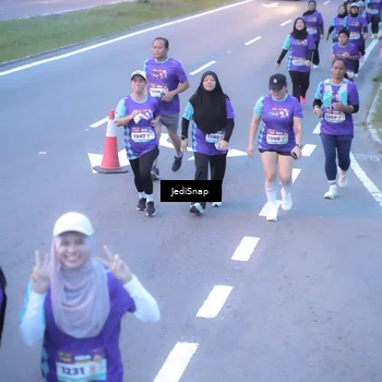 Runner Photo 8252489
