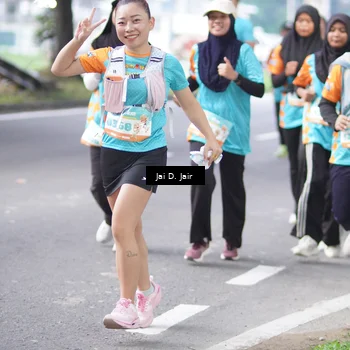 Runner Photo 8252504