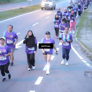 Runner Photo 8252517