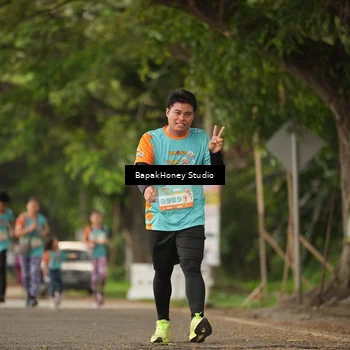 Runner Photo 8252530