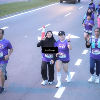Runner Photo 8252559