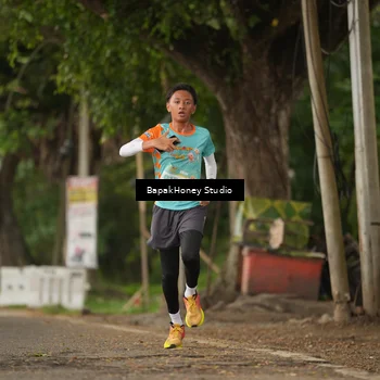 Runner Photo 8252569