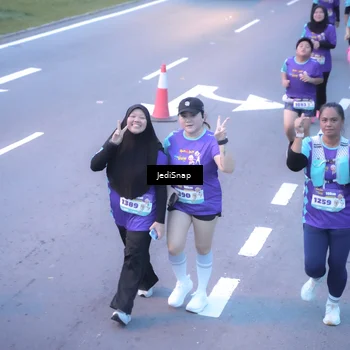 Runner Photo 8252583