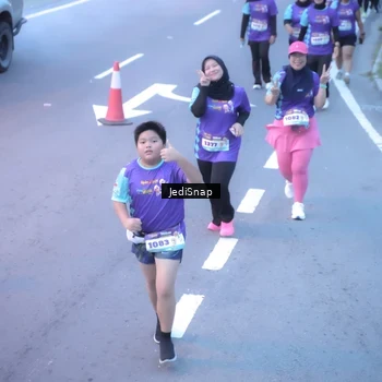 Runner Photo 8252680