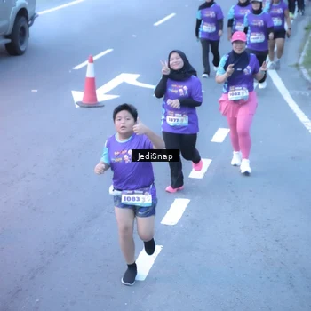 Runner Photo 8252687