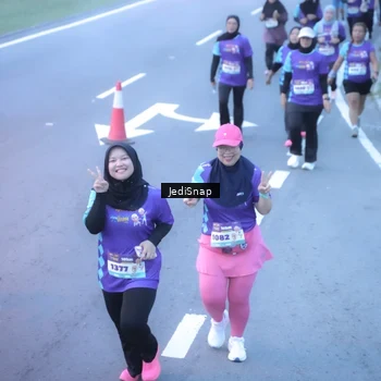 Runner Photo 8252752