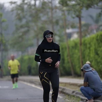 Runner Photo 8252800
