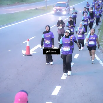 Runner Photo 8252814