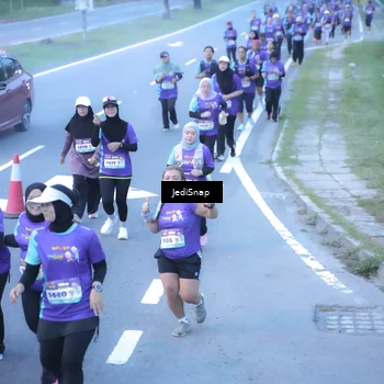 Runner Photo 8252854