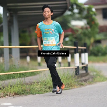 Runner Photo 8252856