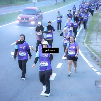 Runner Photo 8252863