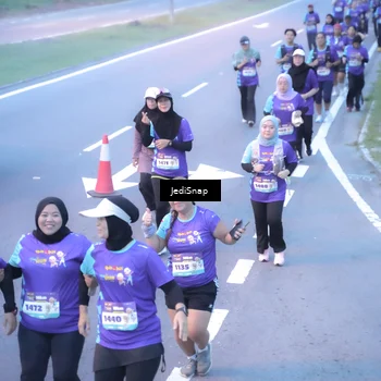Runner Photo 8252879