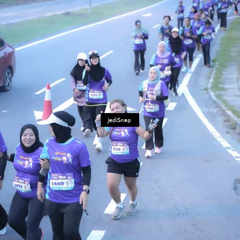 Runner Photo 8252882