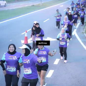 Runner Photo 8252893